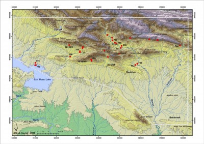 Figure 1. Map of the region under investigation, showing the position of the prehistoric sites identified during the field survey (numbers = sites quoted in the text). 